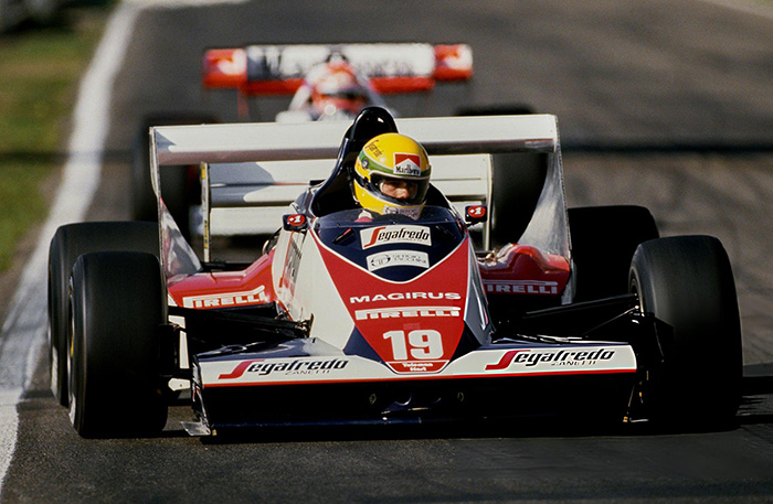 Ayrton Senna w bolidzie Toleman podczas sezonu Formuły 1 1984
