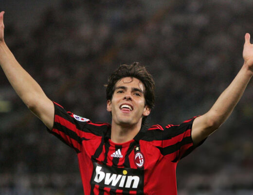 Kaká cieszący się z gola w barwach AC Milan